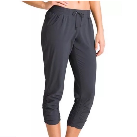 loose capri workout pants